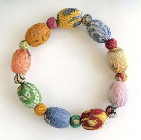 Worldfinds Kantha Armband Dotted Oval