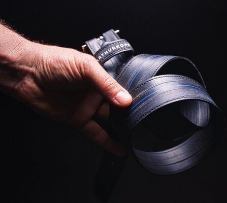 ARTHURKOPF Gürtel aus Fahrradschlauch