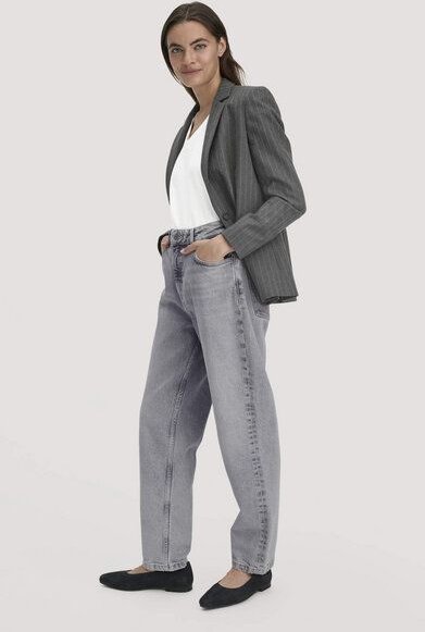 hessnatur Jeans NELE High Rise Barrel Leg aus Bio-Denim