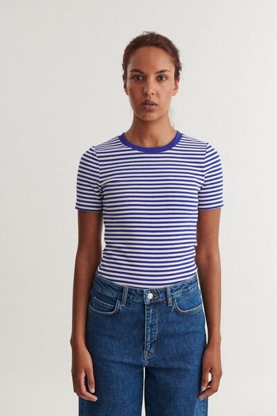 Basic Apparel Ludmilla T-Shirt mit Rundhalsausschnitt aus Bio-Baumwolle