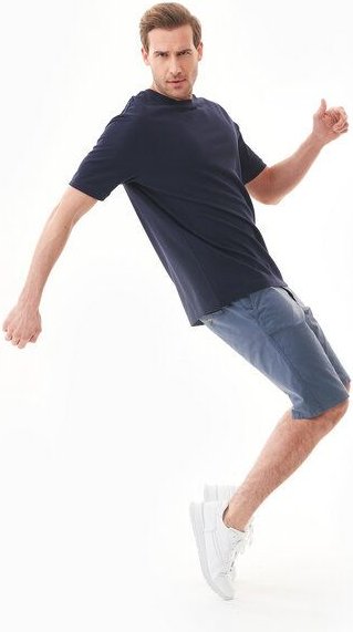 ORGANICATION Slim-Fit Chino-Shorts aus Bio-Baumwolle