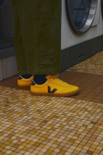 Veja Volley O.T. Leather - Sunshine Eagle Natural Herren