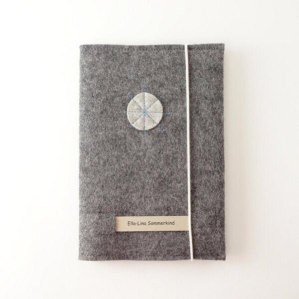 matilda k. manufaktur Umschlag für Kinder-Untersuchungsheft mit individuellem Namensschild