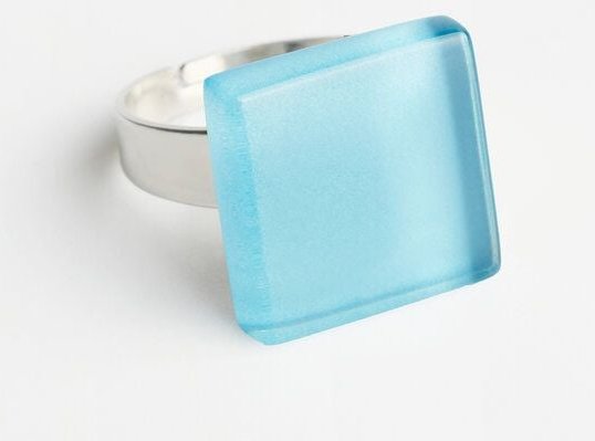 ALEXASCHA Minimalistischer Ring aus Glas, klein | PUREFORM