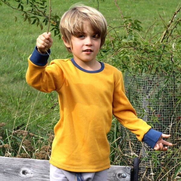 Cheeky Apple Buben Langarm-Shirt aus Bio-Baumwolle "Jacquard Senf | Indigo"