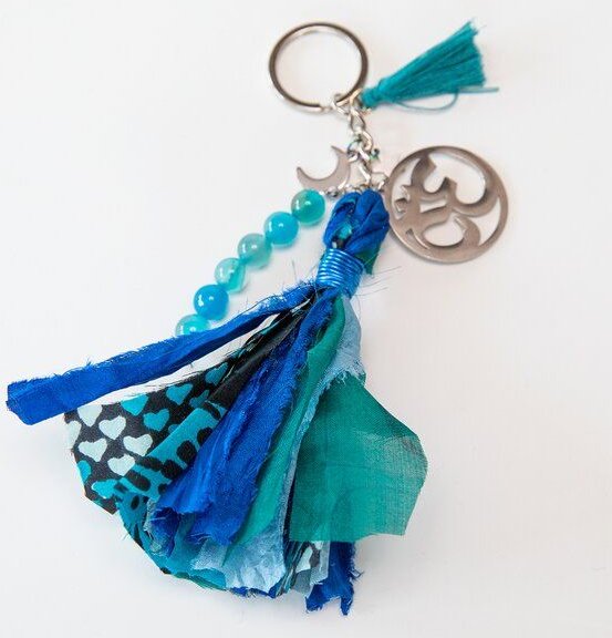 Divasya Schlüsselanhänger "Happy Yogini" | Yoga Geschenk