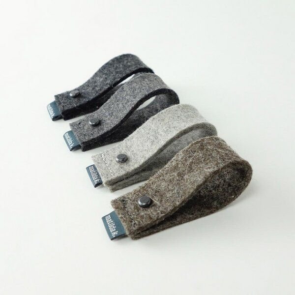 matilda k. manufaktur Tropfenfänger aus Filz mit Geschenkkarte für Weinflaschen 'gustav'