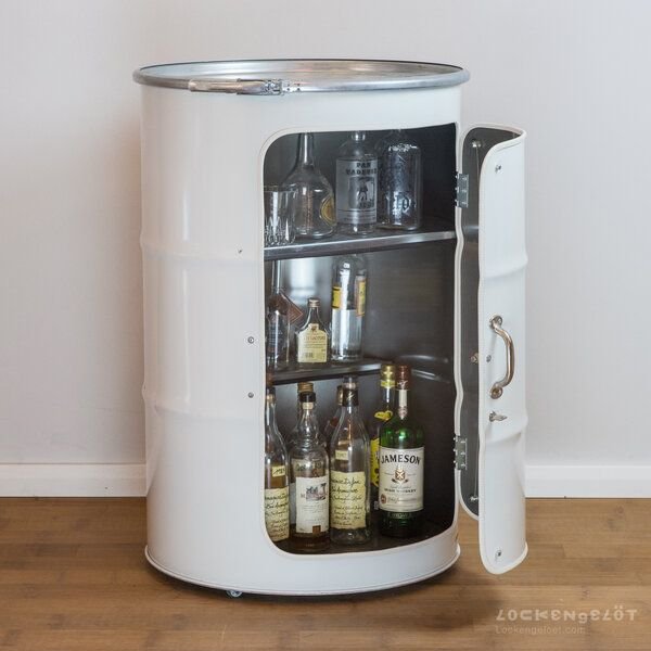 Lockengelöt Hausbar aus einem Hamburger Ölfass