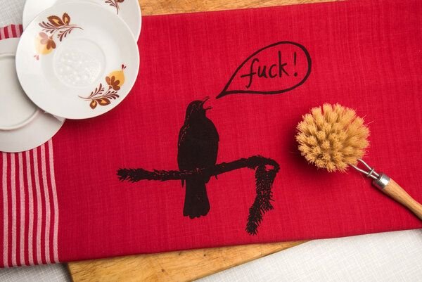Hirschkind Bio & Fair-Trade-Geschirrtuch "Die Amsel sagt fuck" rot