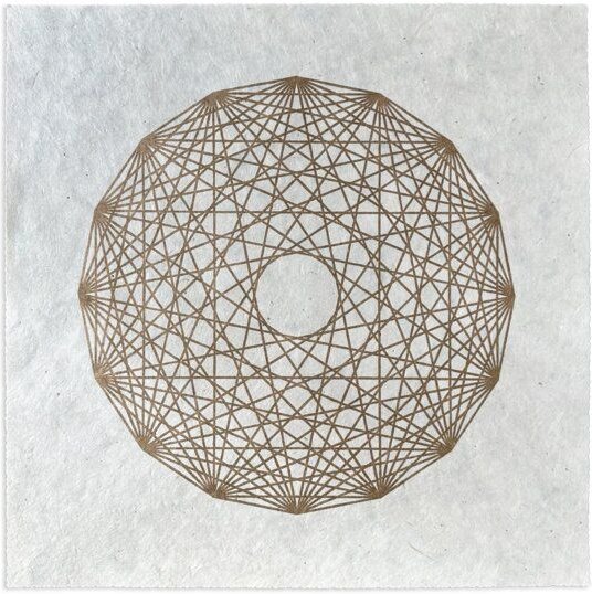 Thumbnail - Veskor Cassiopeia 8-ORTHOPLEX OCTACROSS Heilige Geometrie Linoldruck | 40 x 40 cm | Gold auf Naturweiß