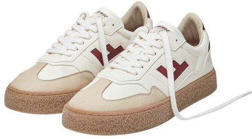 Flamingos' Life Burela Bold