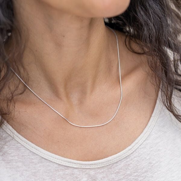 juni Schlangenkette Choker 45cm aus recyceltem Silber, hergestellt in Deutschland