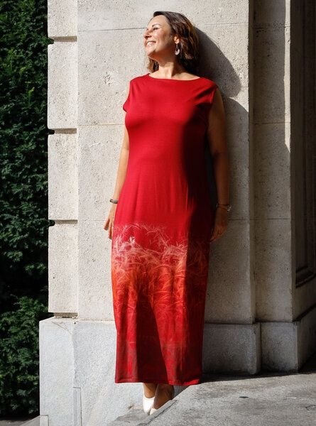 Peaces.bio - handbedruckte Biomode Wasserfallkleid "Das Gold der Erde" in Rot