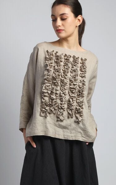 KNOTIUM POM POM Leinenbluse mit Rüschen vorne