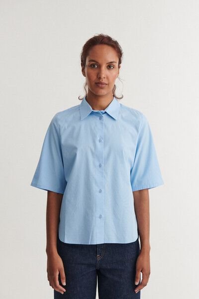 Basic Apparel Kurzarm Bluse SILJE mit Knöpfen aus Bio-Baumwolle