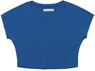 l'amour est bleu Cropped T-Shirt Modell Emma