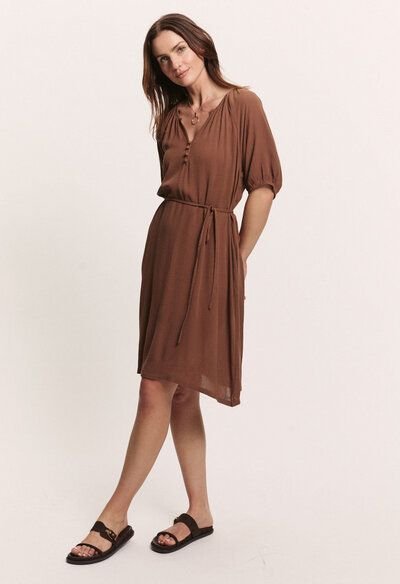 TRANQUILLO Kleid Saraaah aus Crinkel EcoVero Viskose (1140008)