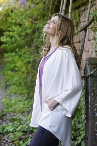 YogiLiebe Yoga Kimono "Cali" handgenäht aus LENZING ECOVERO