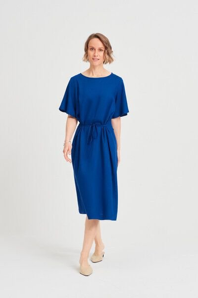 AYANI Nika | Lockeres Kleid mit Schmetterlingsärmeln und Gürtel