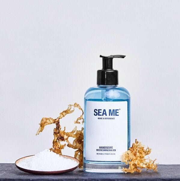 SEA ME Handseife | mit Meeresmineralien | frei von Mikroplastik | vegan | Mehrweg-Glas 250 ml