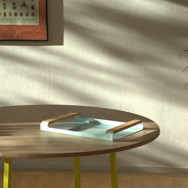 Bally und Bally Farbiges Serviertablett | stapelbar aus Holz und Metall