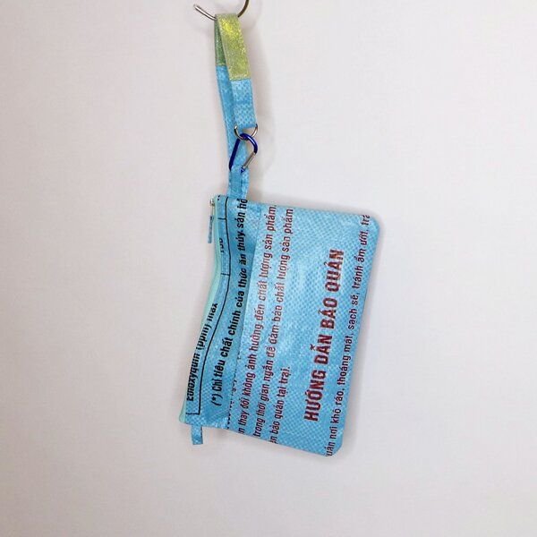 REFISHED fair fashion Täschchen 'BAG-IN-BAG' (S) - upcycelte Zementsäcke