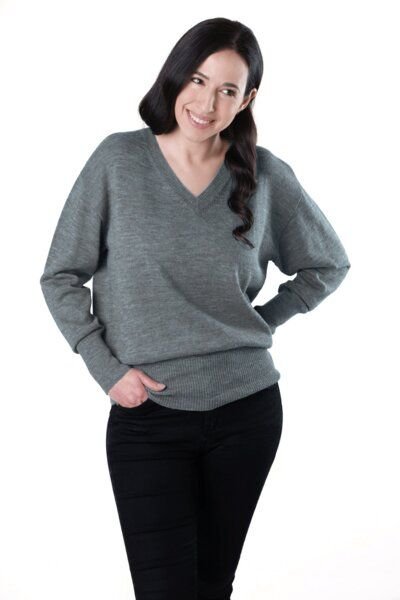 De Colores Pullover mit V-Ausschnitt aus 100% Alpakawolle