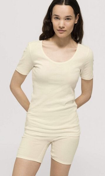 hessnatur T-Shirt Rundhals Fitted PURE NATURE aus reiner Bio-Baumwolle