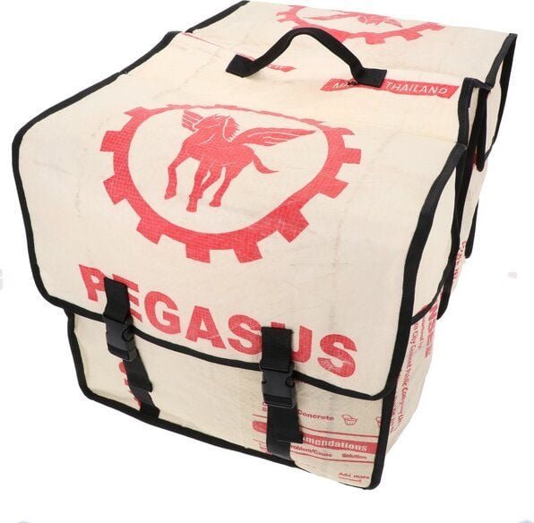 MoreThanHip Doppelte Fahrradtasche aus recycelten Zement- oder Fischfuttersäcken - Mumba