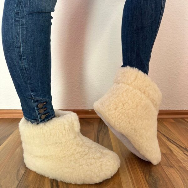 Home & Joy Hüttenschuhe hohe Hausschuhe Schaf-wolle warm Herbst Winter unisex