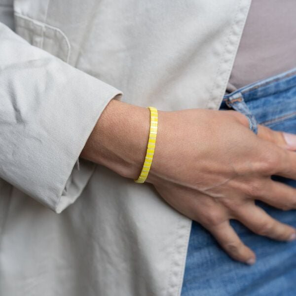 Thumbnail - juni Neon Perlenarmband "Lemon Pop" im 90er Style