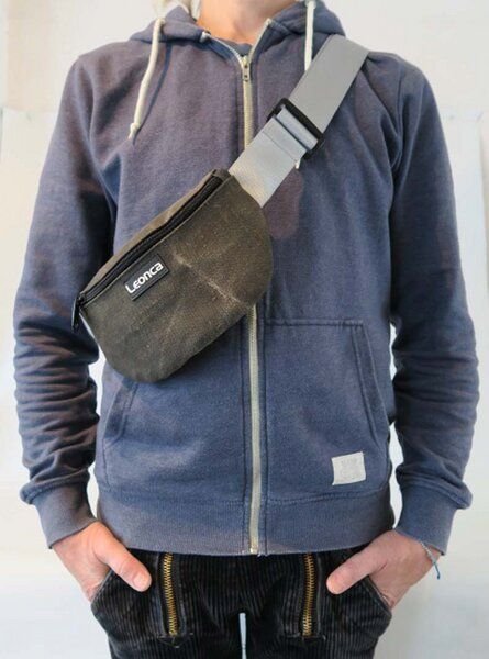 Leonca Upcycling Hip Bag aus Zeltleinen in 3 Größen