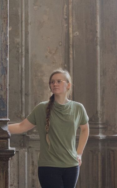 Golden Circle Clothing Wasserfallshirt aus weichem Tencel Modal