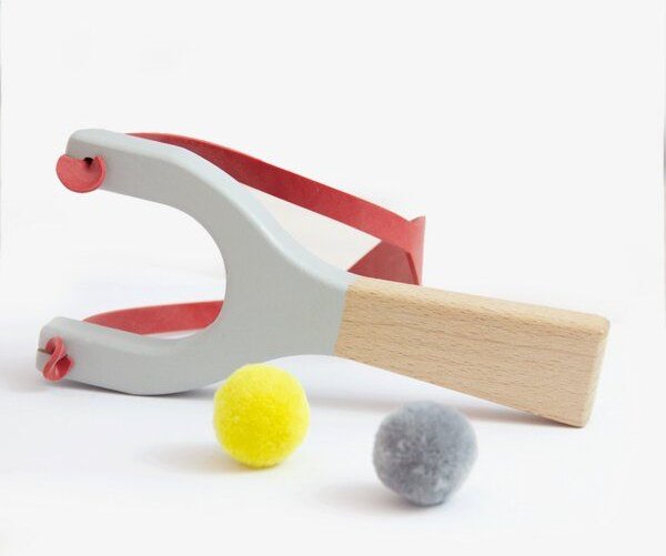 Steinschleuder aus Holz von Me&Mine