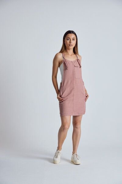 Flax and Loom Leinen Latzkleid Peggy