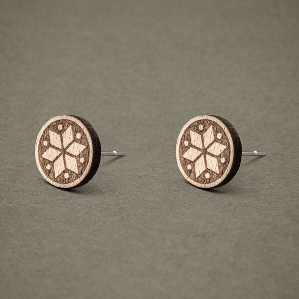 feinformart Ohrstecker / Ohrring aus Holz - geometrische Blume dunkel - 9mm