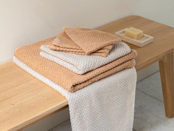 Duschtücher Dots 70x140 cm - 2 Stk - "Yumeko" aus Bio-Baumwolle