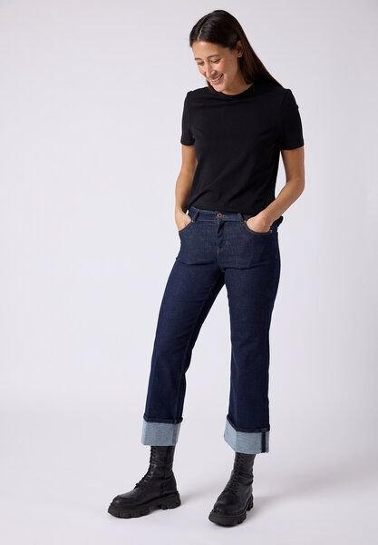 FUTURE:PEOPLE. 06:05 WIDE LEG TURN UP - MID WAIST- Damen Jeans aus weichem Stretch-Denim aus Bio-Baumwoll-Mix (30605 0 1...