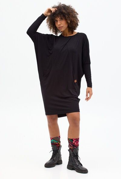 KOKOworld Kleid Toa – aus weicher Viskose – mit Bootsausschnitt und praktischen Taschen – Fair produziert in Polen