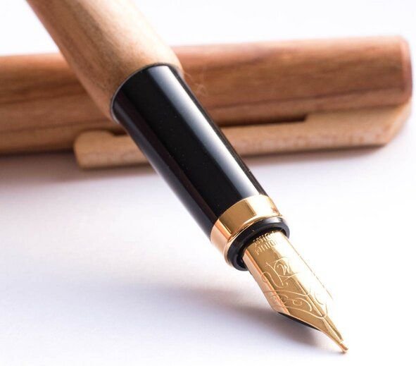 4betterdays Füller mit wiederbefüllbaren Konverter aus Holz - Handarbeit aus Deutschland