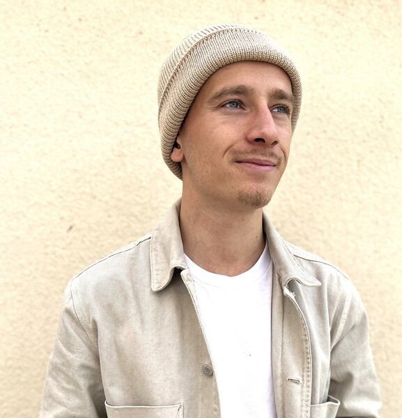 TINKU -Celebrating Bolivian Heritage 100% Baby Alpaka Beanie Mütze (ILLIMANI) aus Bolivien (Handgestrickt)