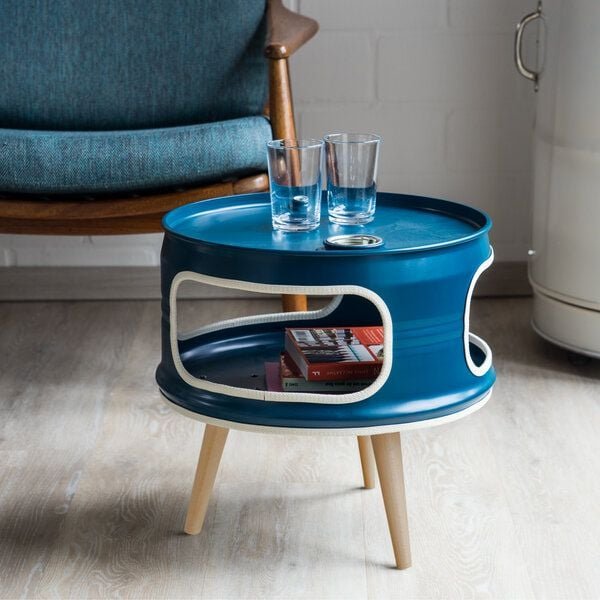 Lockengelöt Little Betty - Deckel mit Ausguss - Nachttisch / Couchtisch aus einem Ölfass