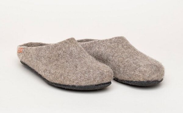 Magicfelt Gottstein naturbelassene ungefärbte Filzpantoffeln Hausschuhe