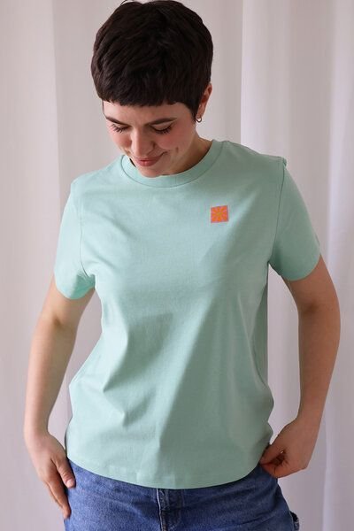 Kultgut Artdesign - Biofair Shirt - Modern Fit- leicht tailliert /Little Flower