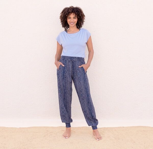 Jaya SMILLA Tencel - Damen - lockeres Shirt für Yoga und Freizeit aus Tencel-Baumwoll-Mix