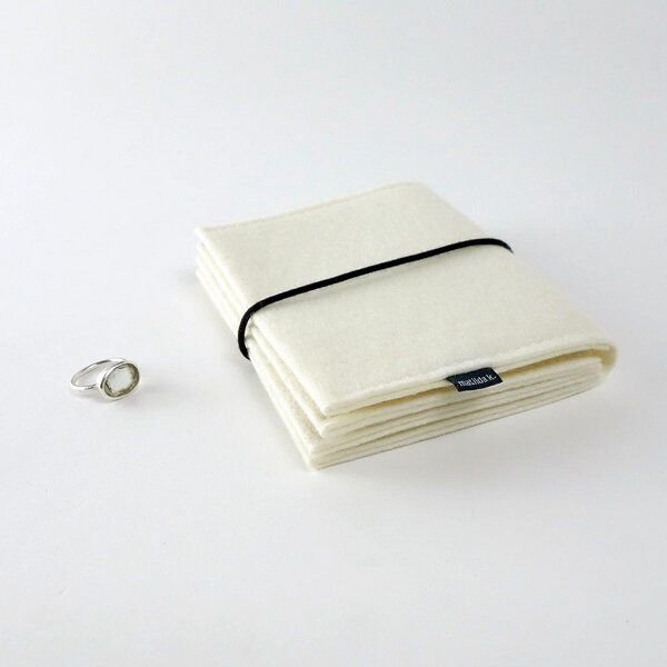 matilda k. manufaktur Schmuckaufbewahrung 'schmucknest' groß aus Wollfilz 'alice' mit Rundgummi-Verschluß in vielen Farb...