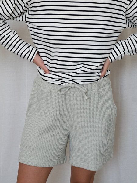 FUXBAU Frauen Waffelstrick Shorts