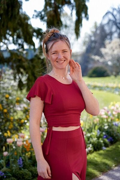 Vivien Joy Farrah Crop T-shirt mit Schmetterlingsärmel