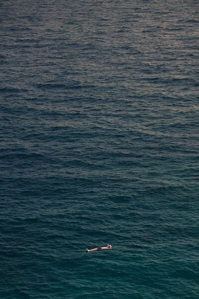 Photocircle Poster / Leinwandbild - Deep Ocean Solitude