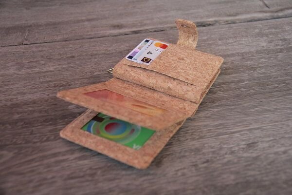 BY COPALA Portemonnaie handmade aus Kork mit Zipper